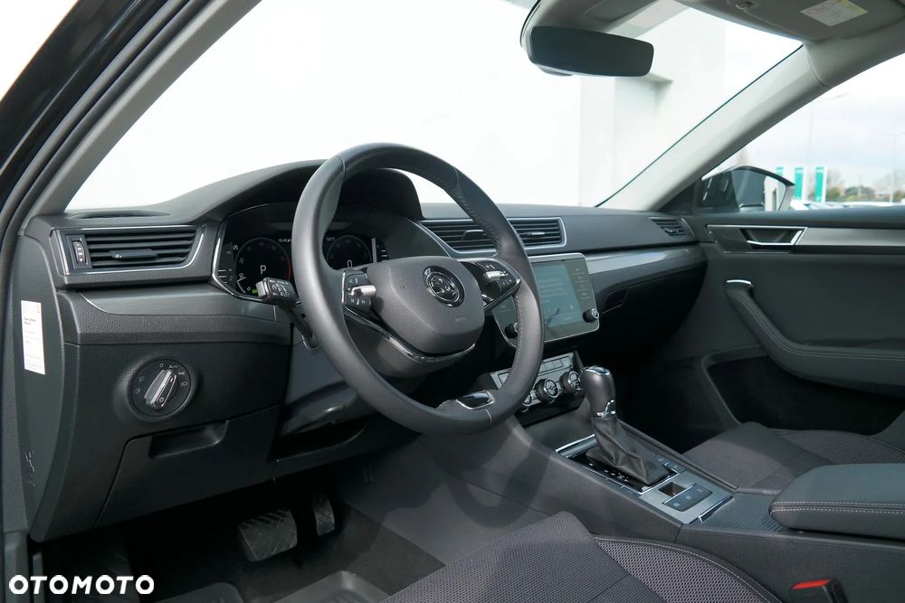 Skoda Superb 2.0 TSI Style DSG - 8