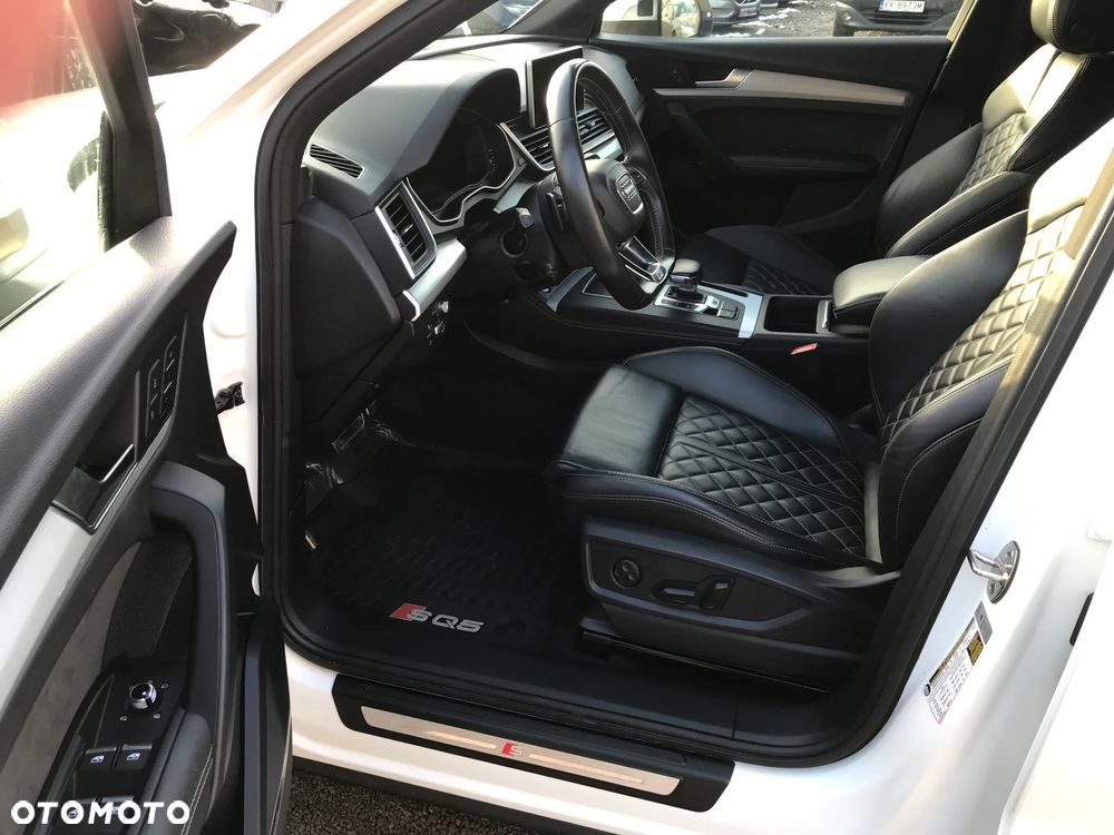 Audi SQ5 - 12