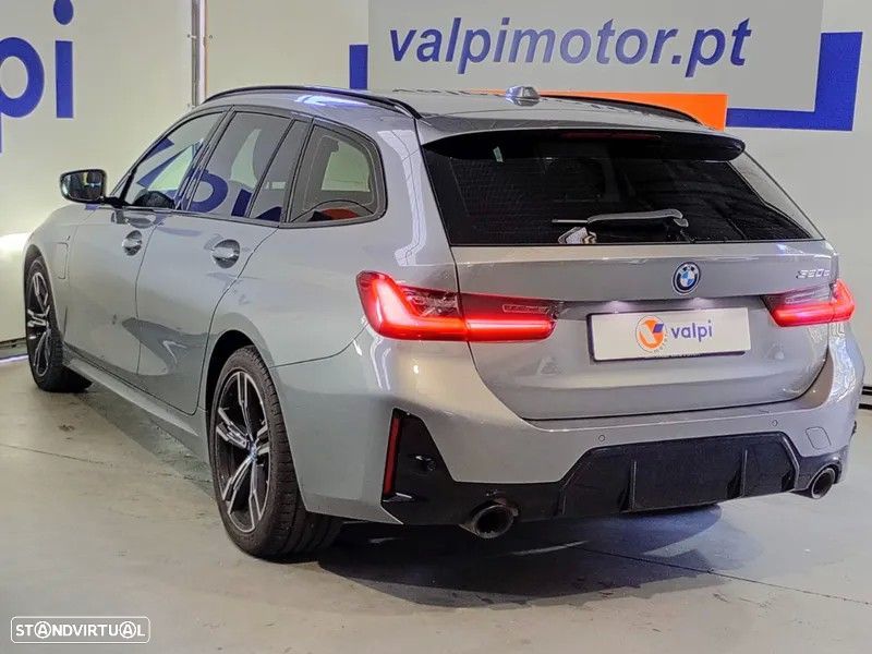 BMW 320 e Pack Desportivo M Auto - 11