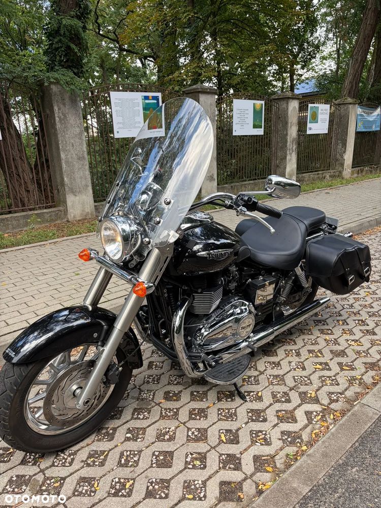 Triumph America - 1