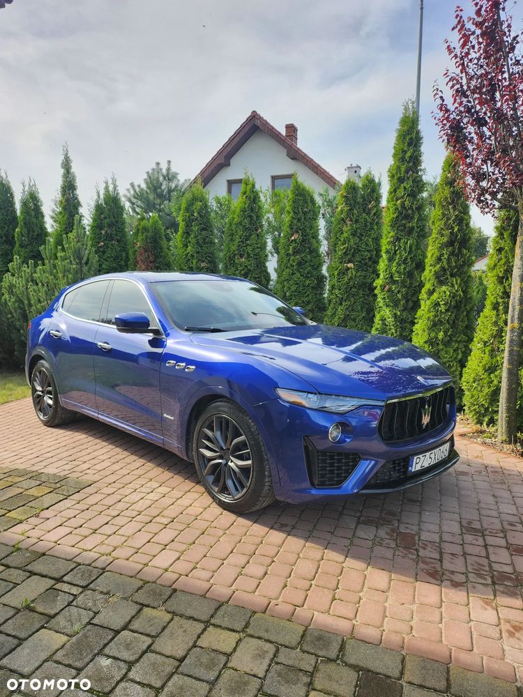 Maserati Levante - 1