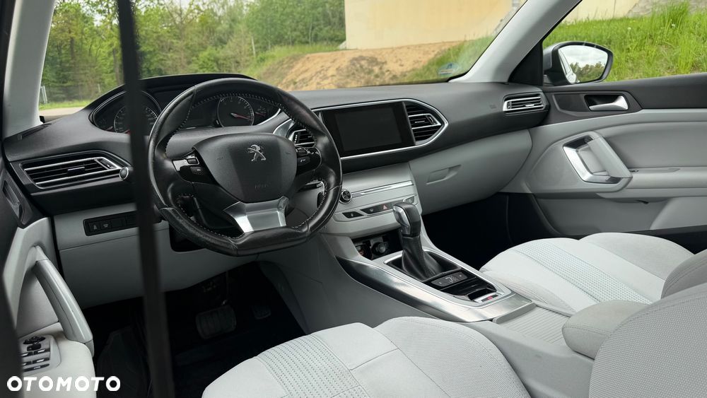 Peugeot 308 PureTech 130 EAT6 Stop & Start Active - 22