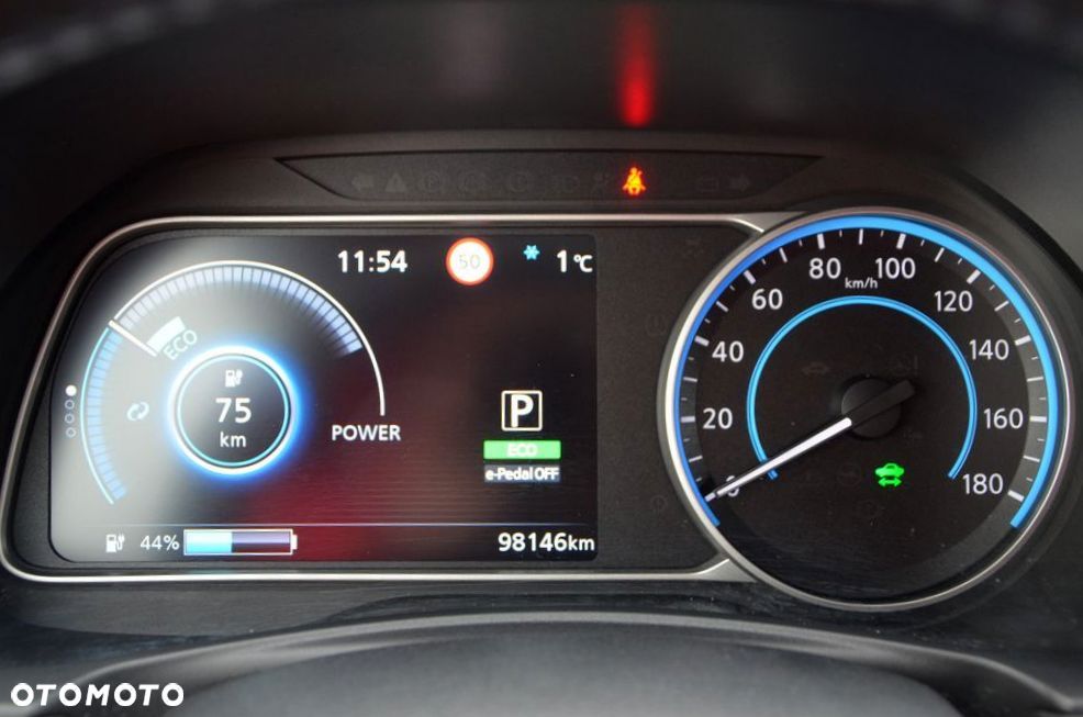 Nissan Leaf 40 kWh N-CONNECTA - 12