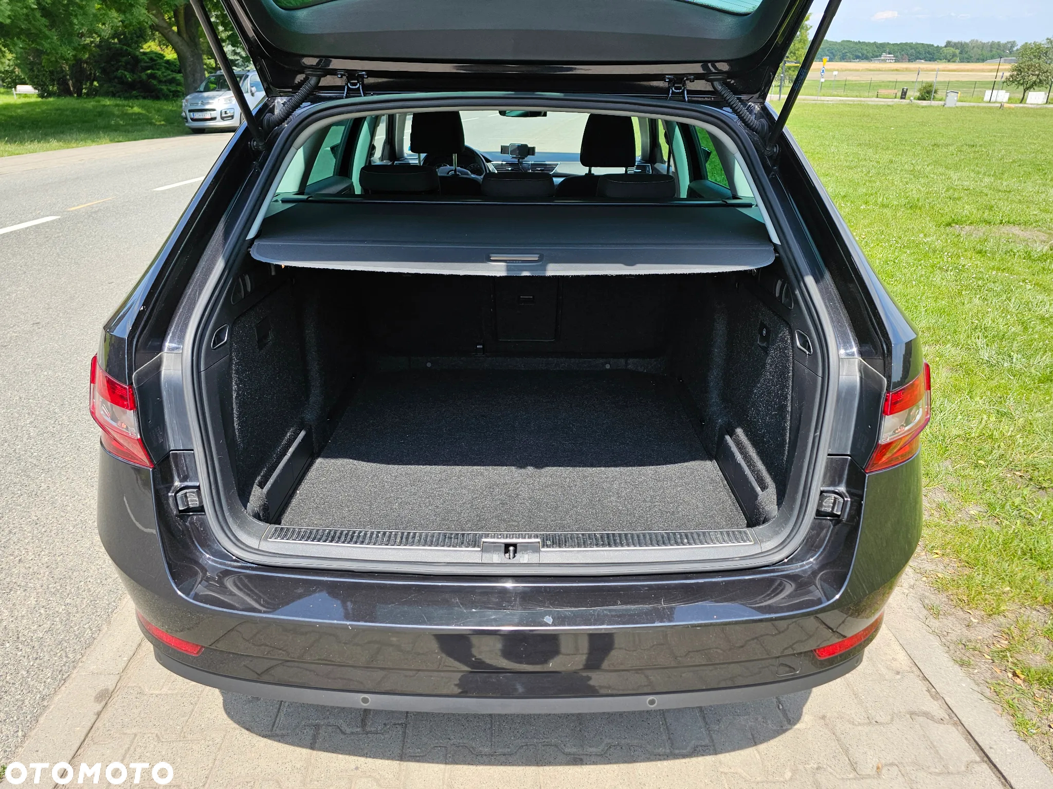 Skoda Superb 1.6 TDI Ambition - 10