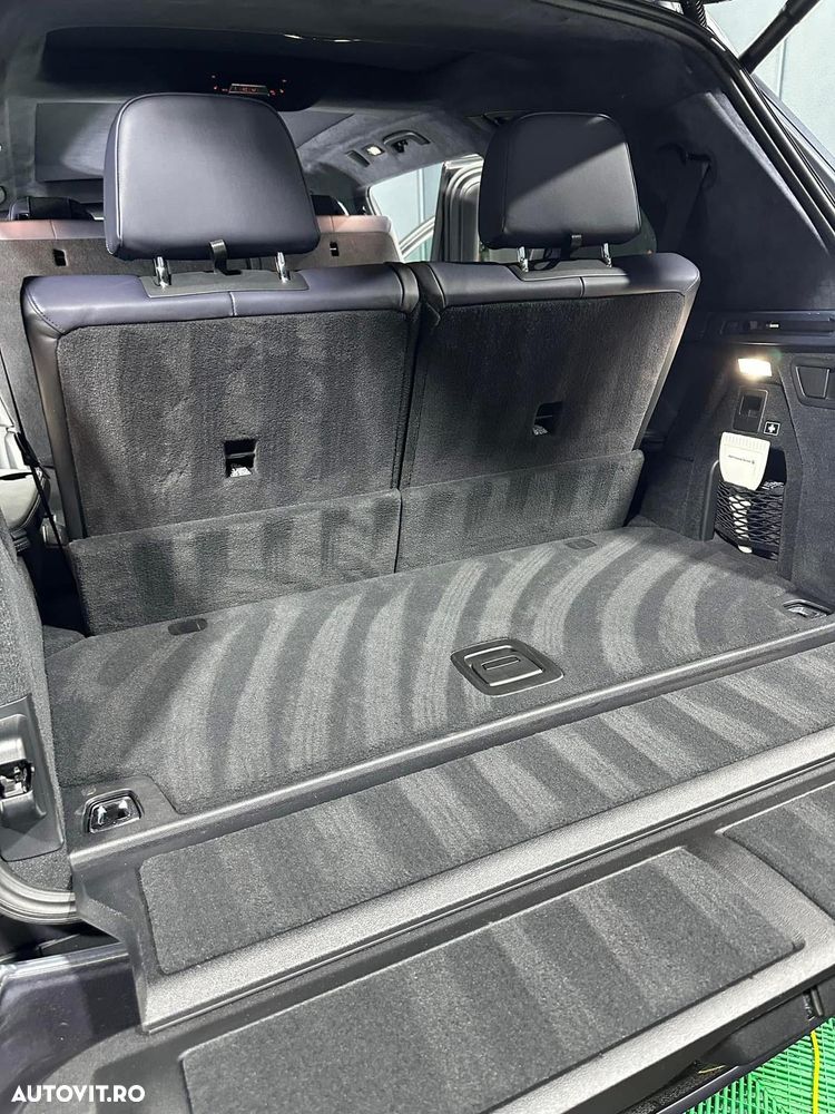 BMW X7 M50i - 11