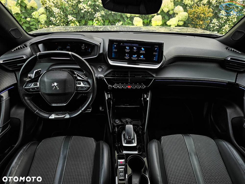 Peugeot 2008 BlueHDi 130 EAT8 GT - 19