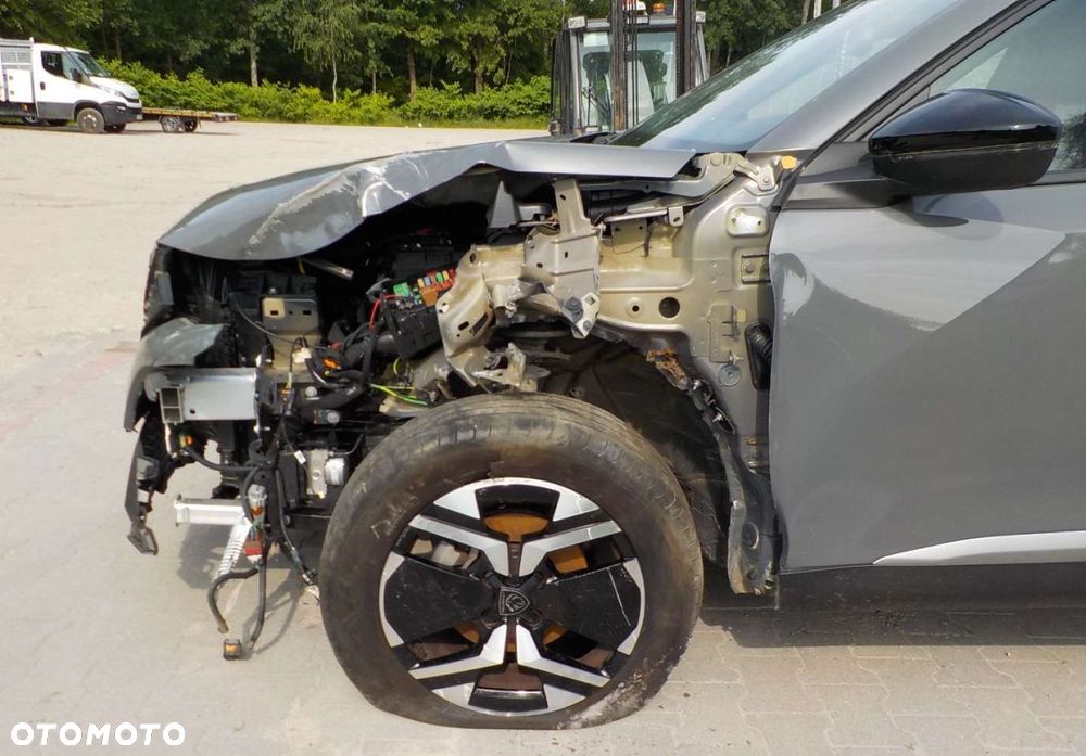 Peugeot 2008 - 14