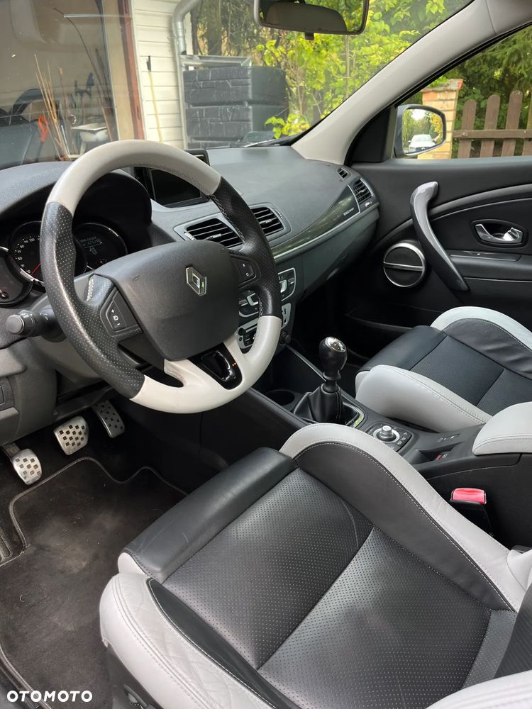 Renault Megane 2.0 dCi 16V Privilege - 14