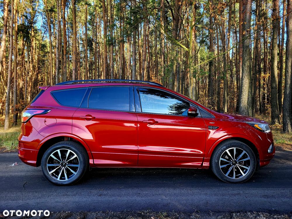 Ford Kuga 1.5 EcoBoost 2x4 ST-Line - 30