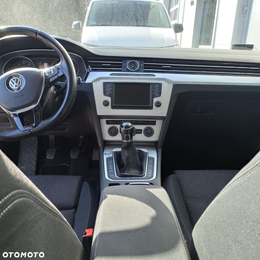 Volkswagen Passat 1.8 TSI BMT Comfortline - 7