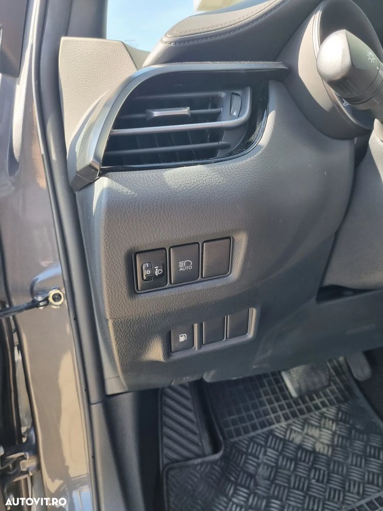 Toyota C-HR 1.8 HSD 4x2 CVT C-enter - 8