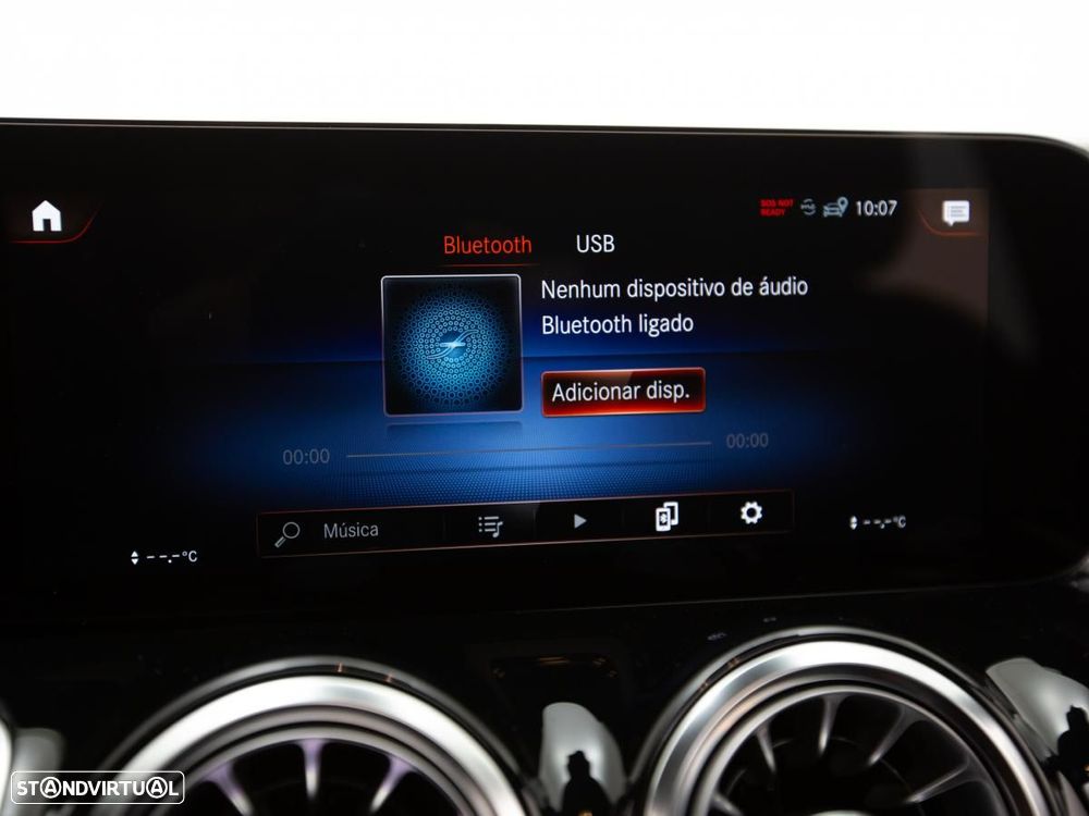 Mercedes-Benz EQB 300 4Matic - 32