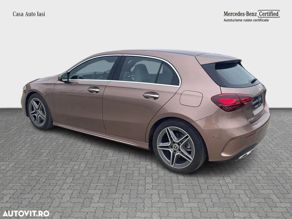 Mercedes-Benz A 220 4MATIC Aut. - 4