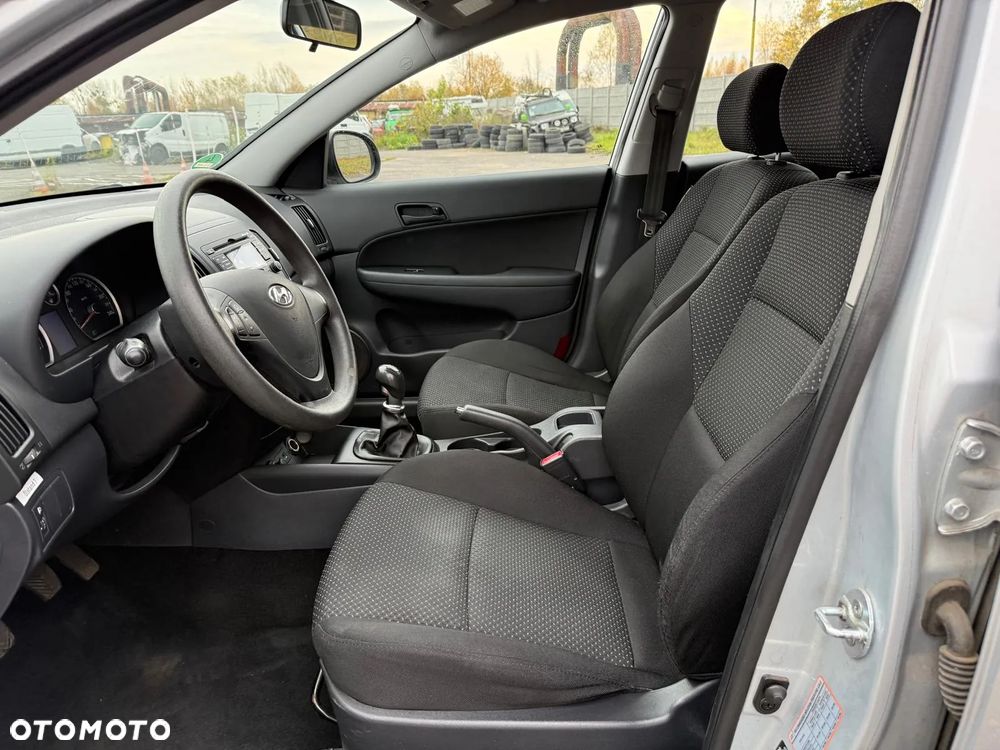 Hyundai i30 1.4 blue Classic - 22