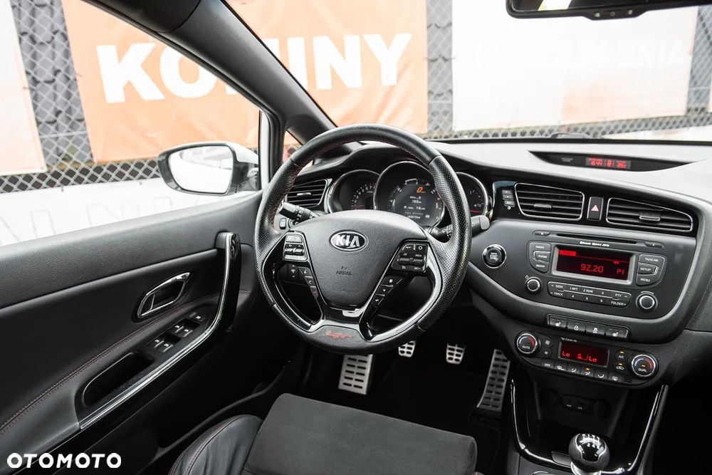 Kia Ceed 1.6 T-GDI GT L - 25