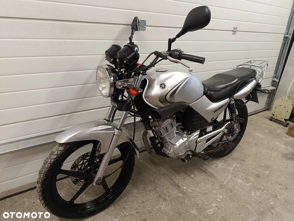 Yamaha YBR - 4