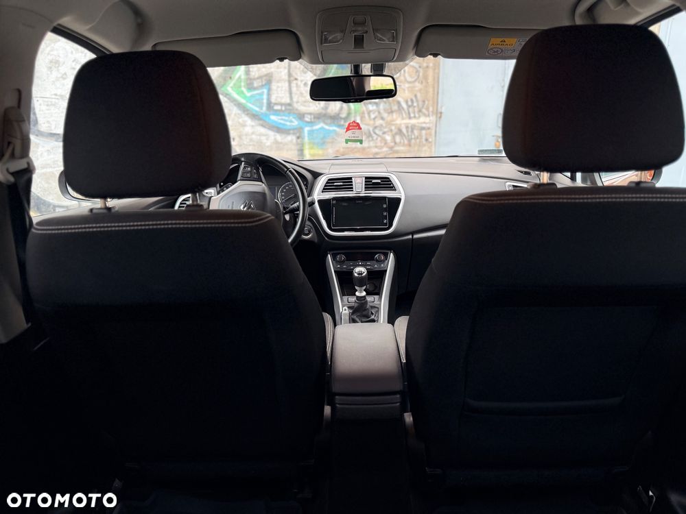 Suzuki SX4 - 8