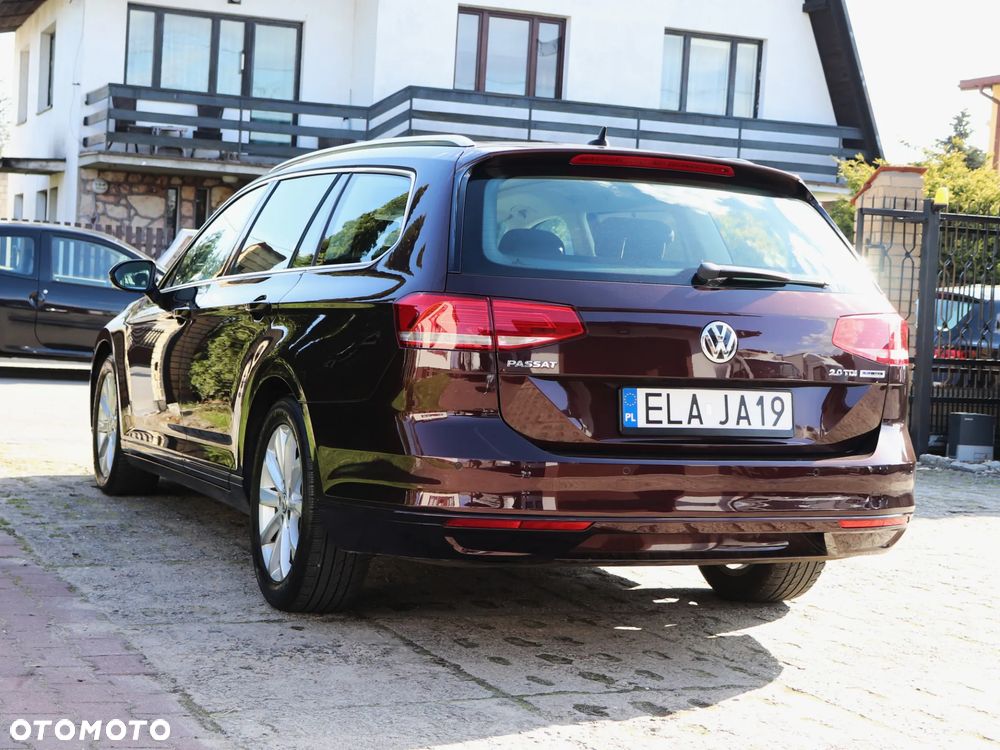 Volkswagen Passat 2.0 TDI SCR DSG Comfortline - 11
