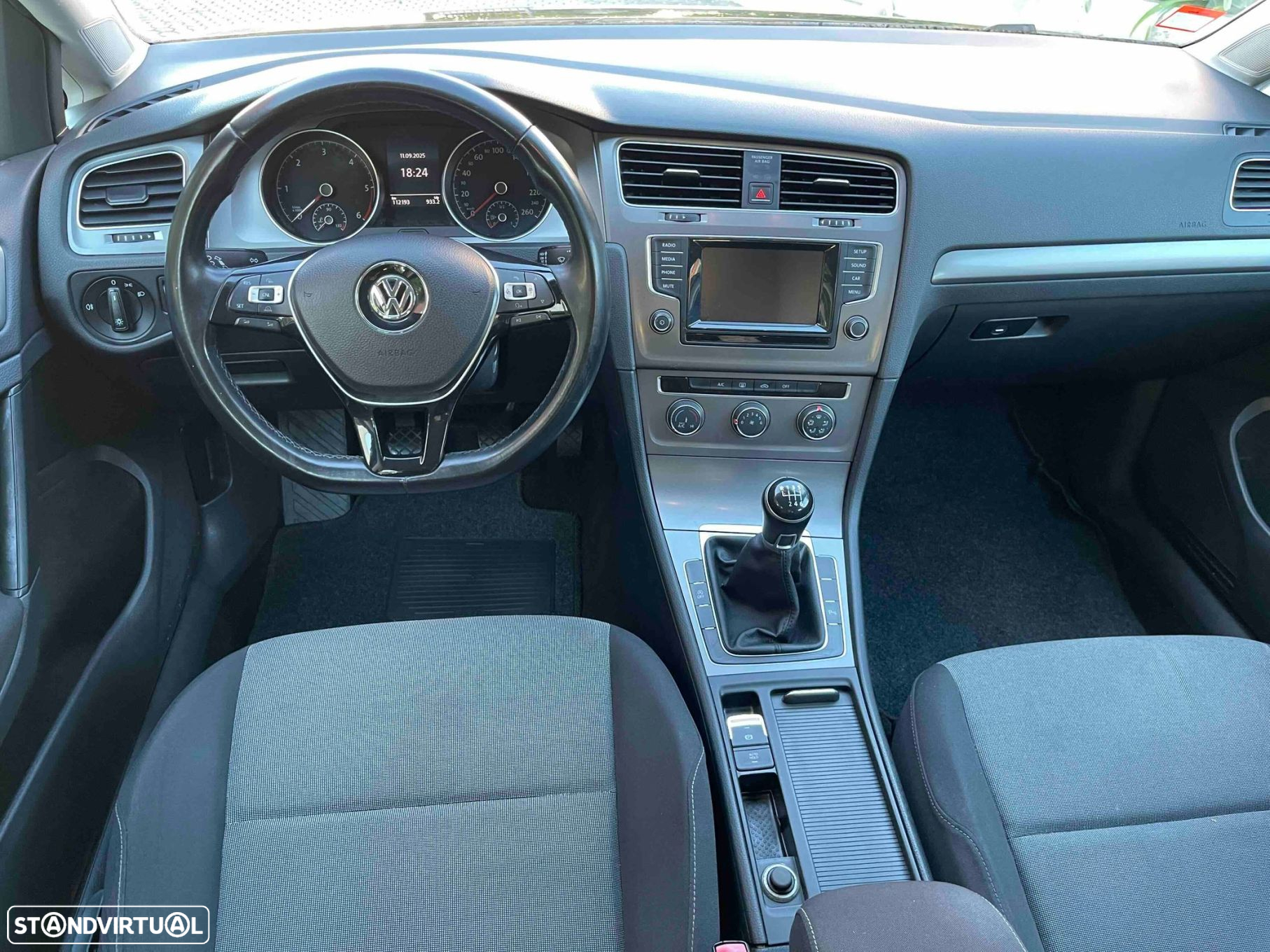 VW Golf Variant 1.6 TDi BlueMotion Confortline - 30