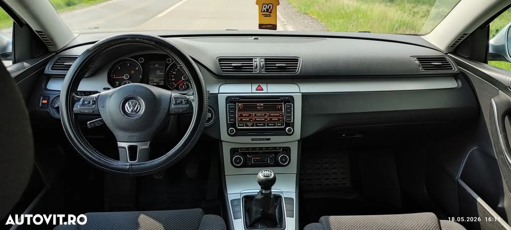 Volkswagen Passat 2.0 TDI Comfortline DPF - 6