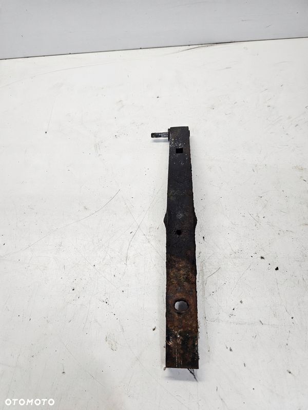 WSPORNIK PASA PRAWY AUDI A4 B8 A5 8K0805528A - 2