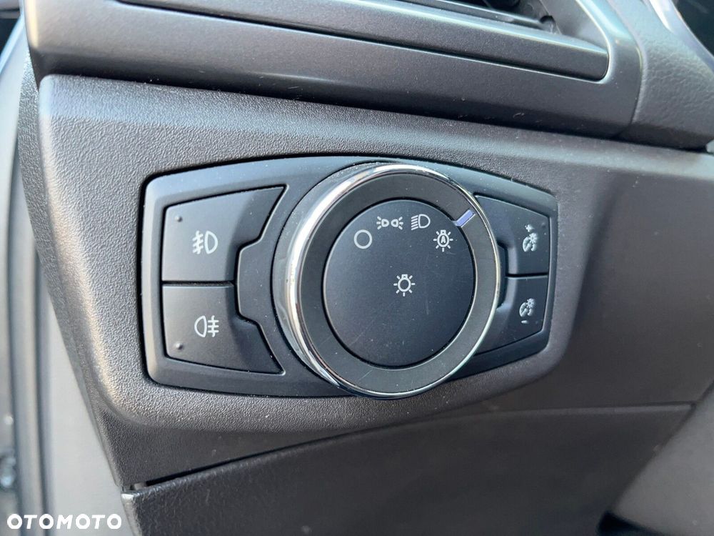 Ford Mondeo 2.0 TDCi Titanium PowerShift - 23