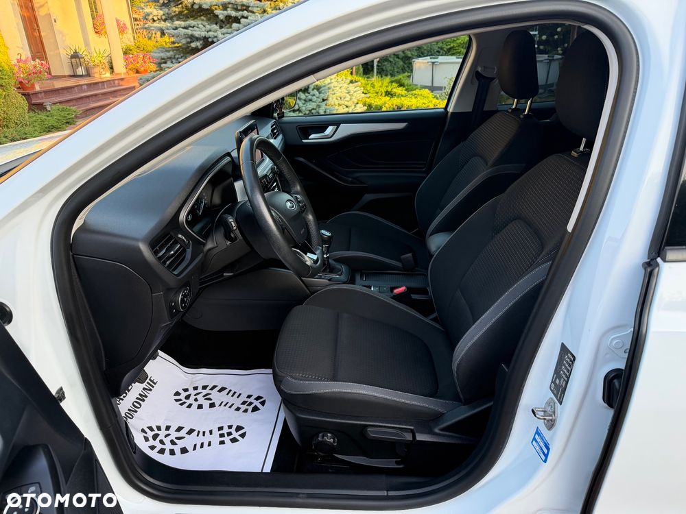 Ford Focus 1.5 EcoBlue Start-Stopp-System COOL&CONNECT DESIGN - 12