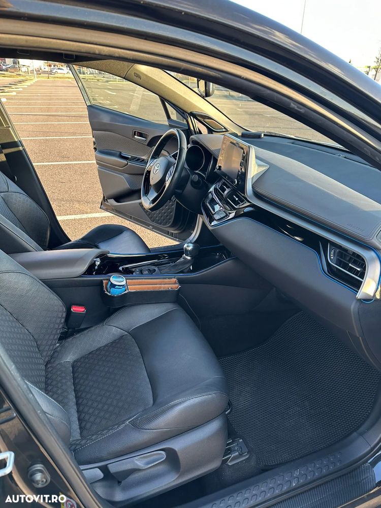 Toyota C-HR 2.0 HSD 184 CP 4x2 CVT C-lassy - 11