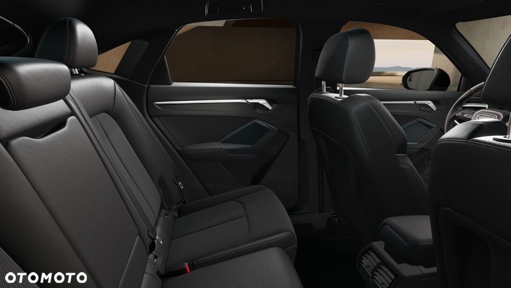 Audi Q3 Sportback - 12