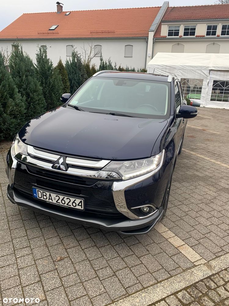 Mitsubishi Outlander 2.0 Instyle Navi CVT - 3