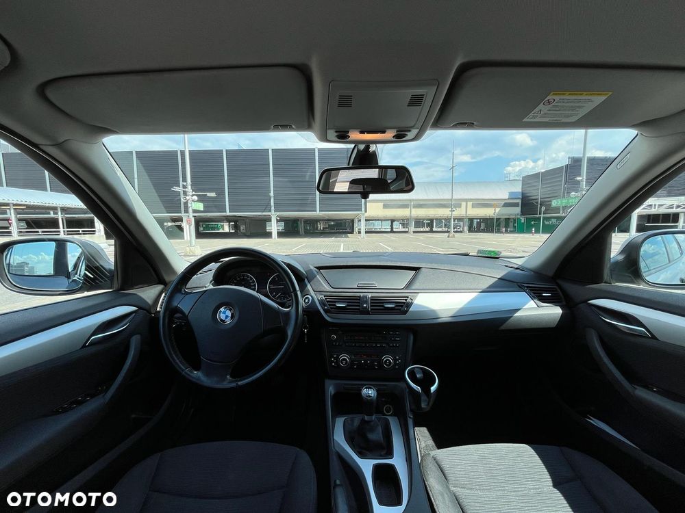 BMW X1 xDrive18d xLine - 8