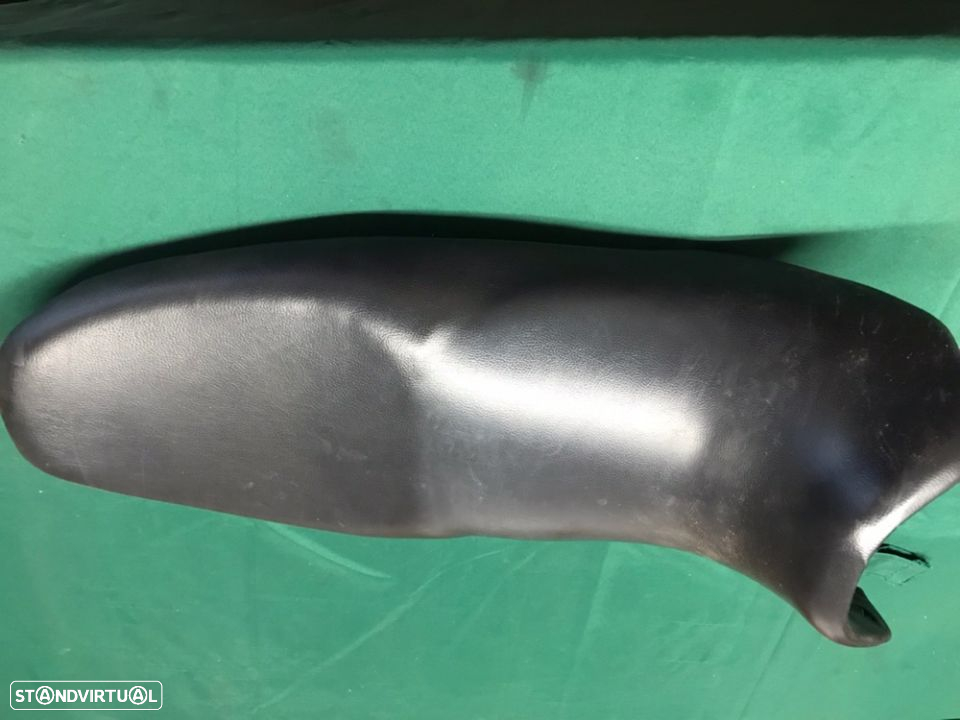 peças suzuki Gsx750F e gsx600f ano 1998 até 2004 gsxf 750 banco farol aranha etc - 3