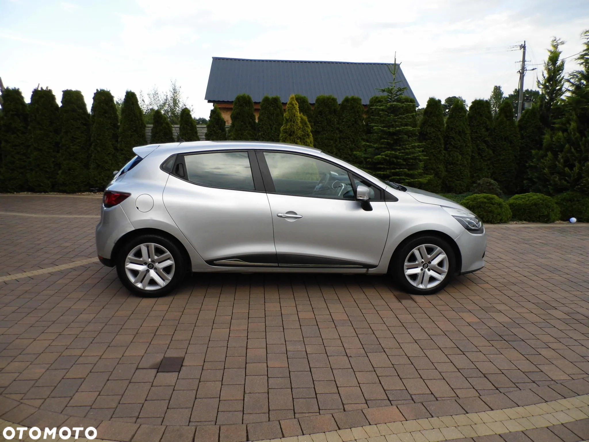 Renault Clio - 6