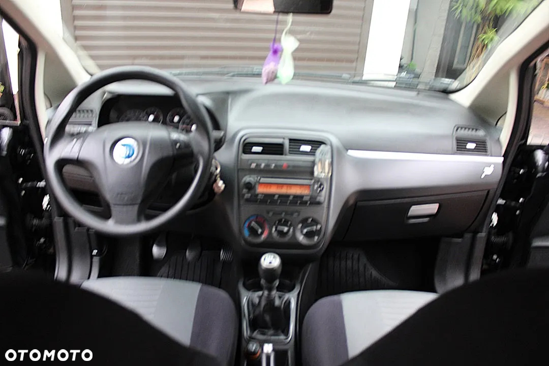 Fiat Grande Punto 1.4 8V Estiva - 14