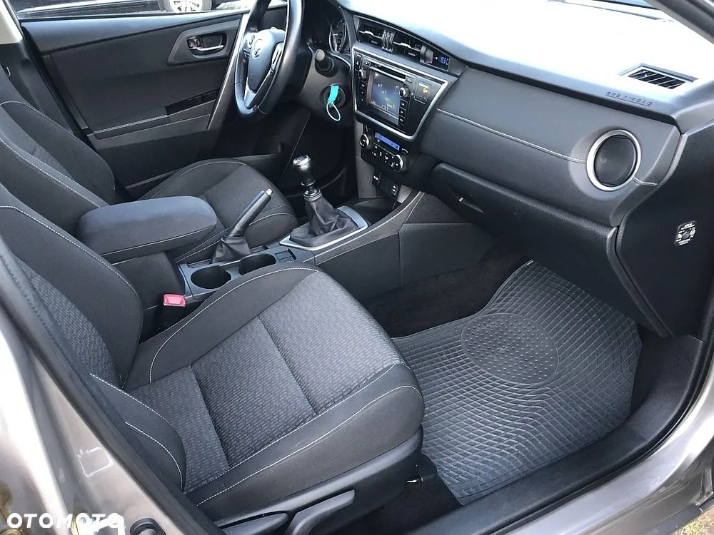 Toyota Auris 1.6 Comfort - 30