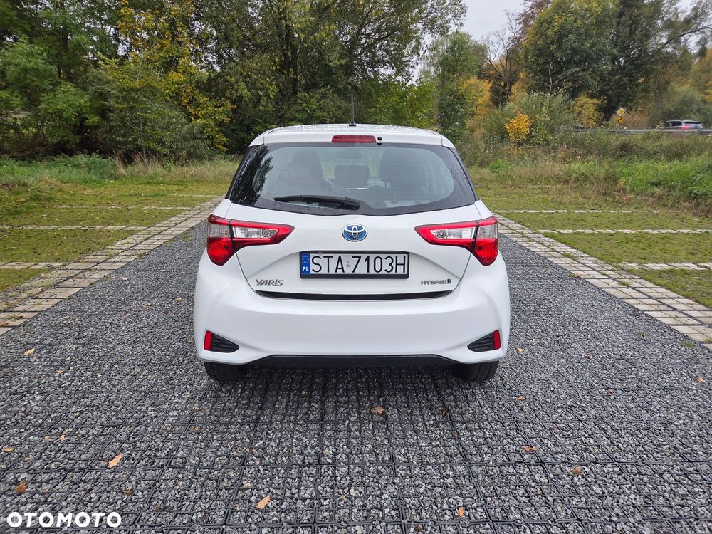 Toyota Yaris - 5