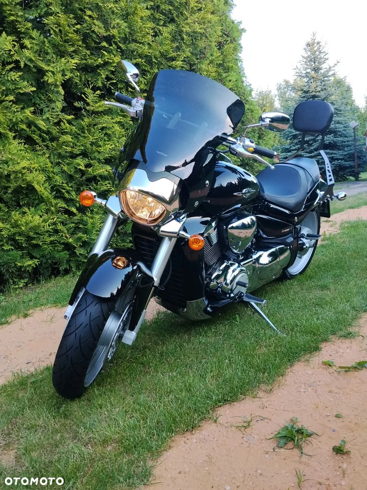 Suzuki Intruder - 25