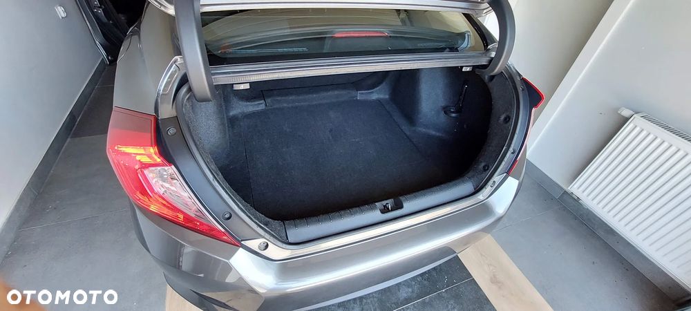 Honda Civic 1.5 T Elegance - 9