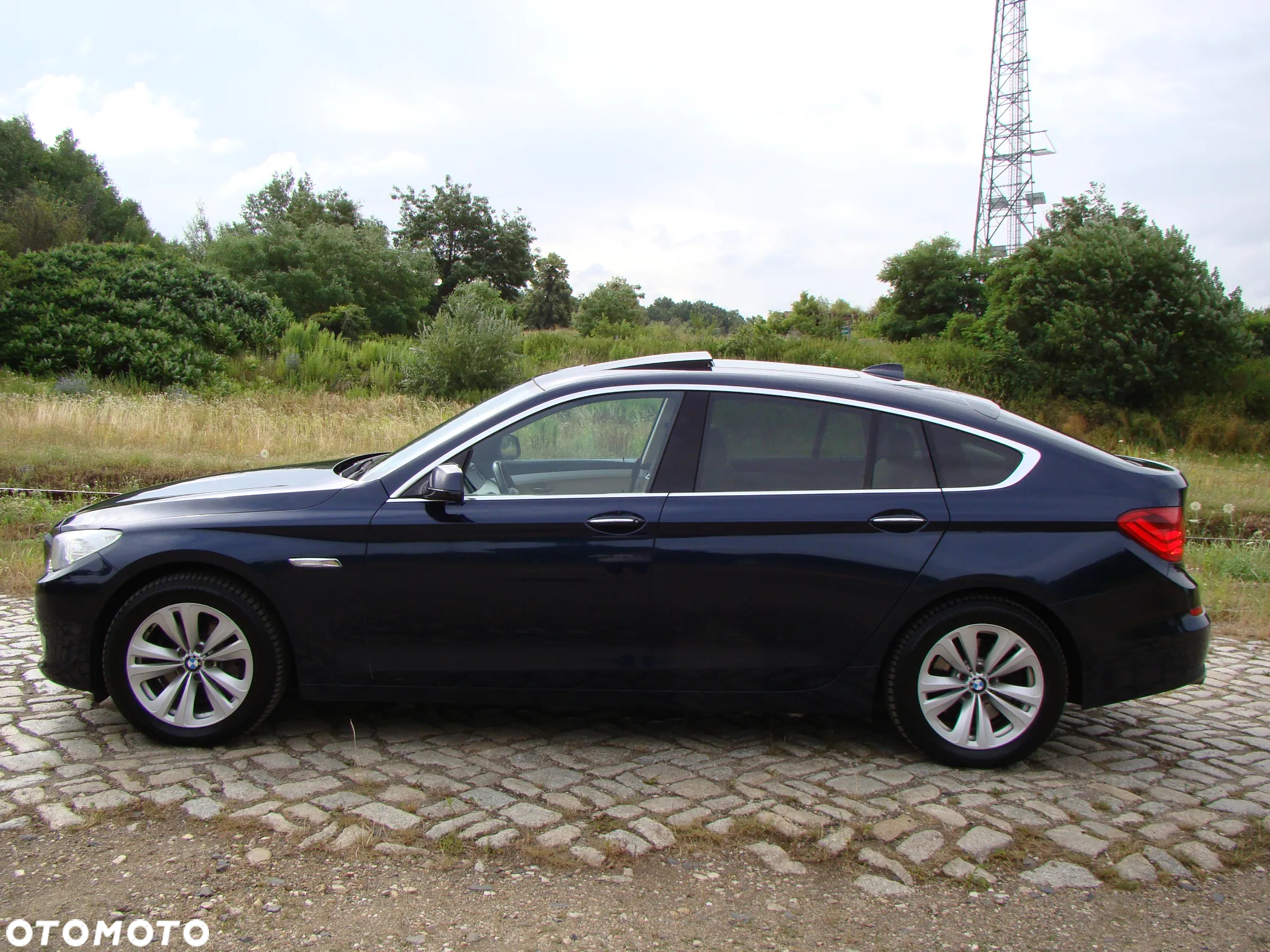 BMW 5GT - 5