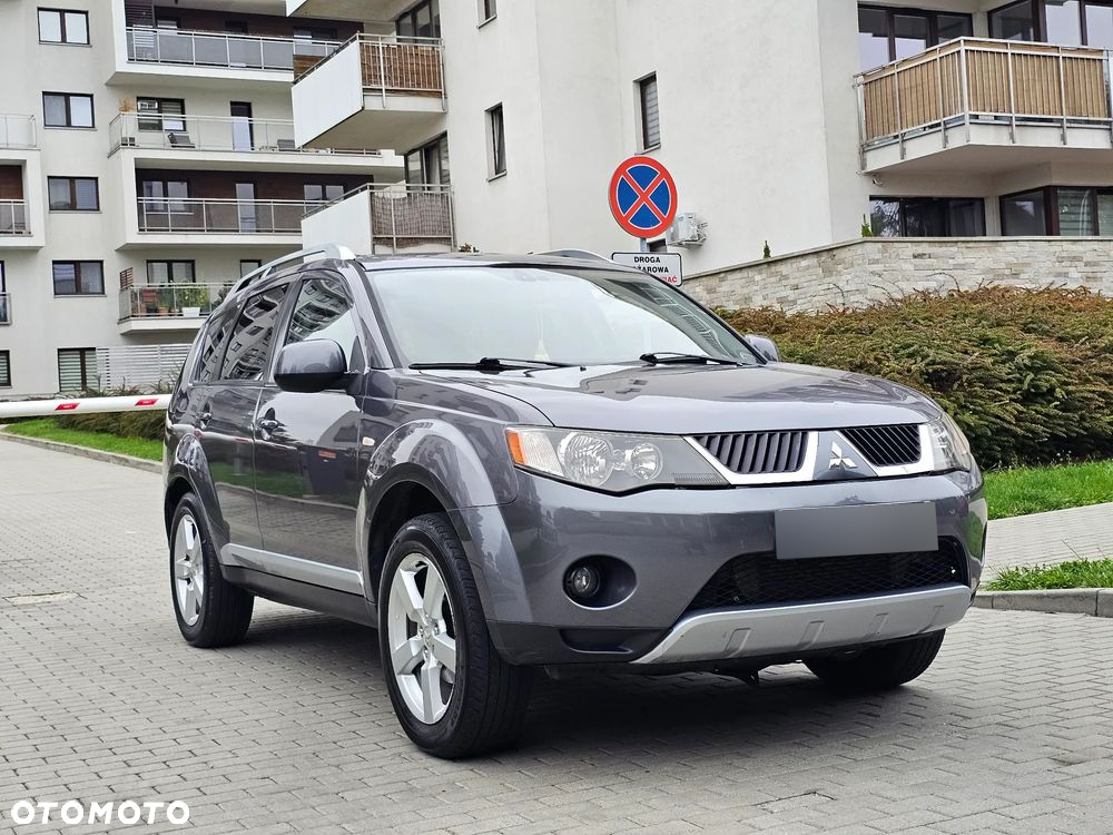 Mitsubishi Outlander 2.0 DID Intense - 4