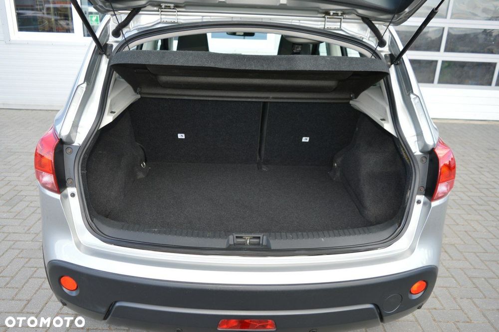 Nissan Qashqai 1.6 I-Way - 38