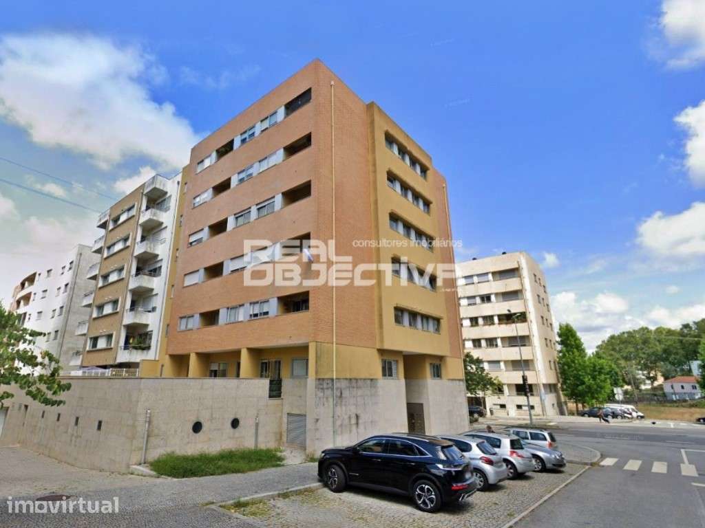 T3 com terraço e lugar de garagem - ISMAI - Grande imagem: 2/13