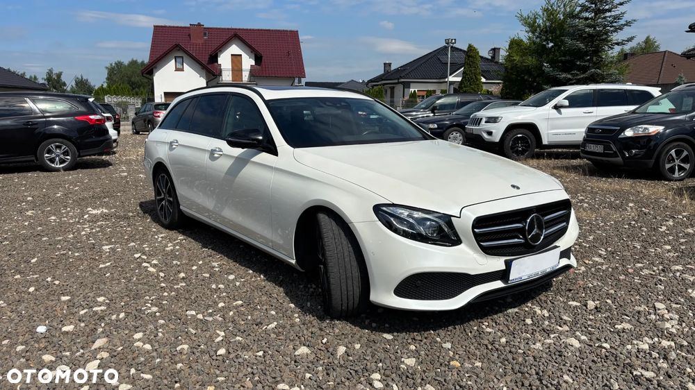 Mercedes-Benz Klasa E - 18