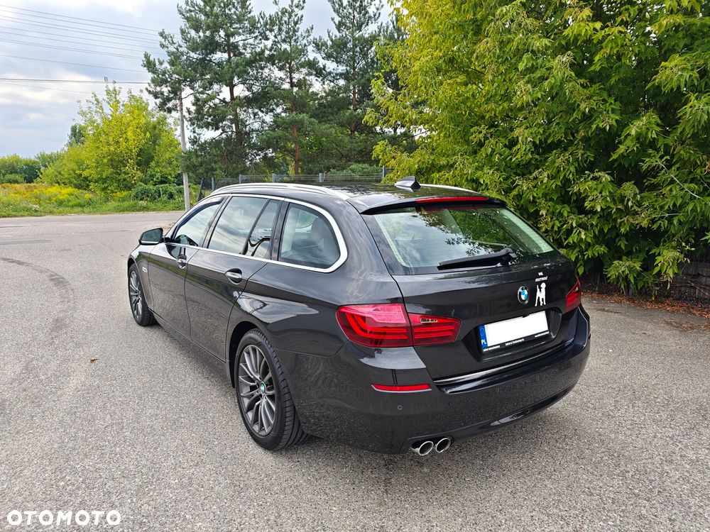 BMW Seria 5 530d xDrive Luxury Line - 4