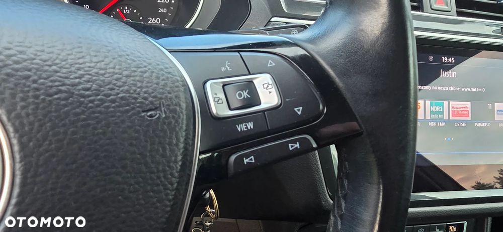 Volkswagen Tiguan - 19