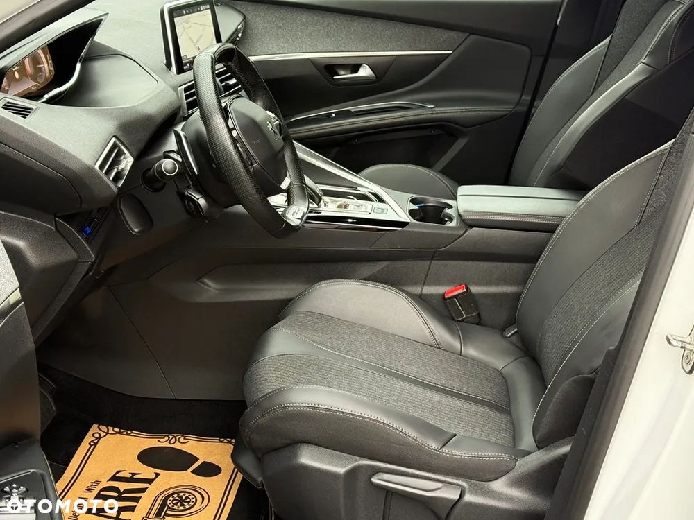 Peugeot 5008 BlueHDi 180 EAT8 GT - 31