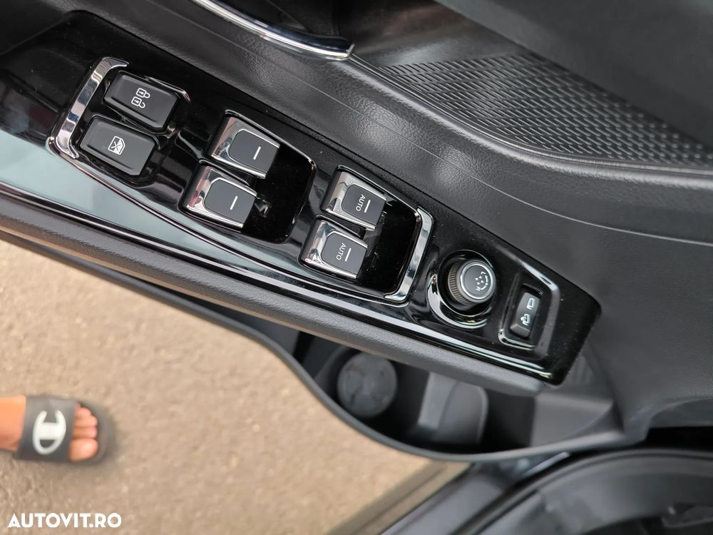 SsangYong Korando e-Motion 61.5 kW Premium - 7