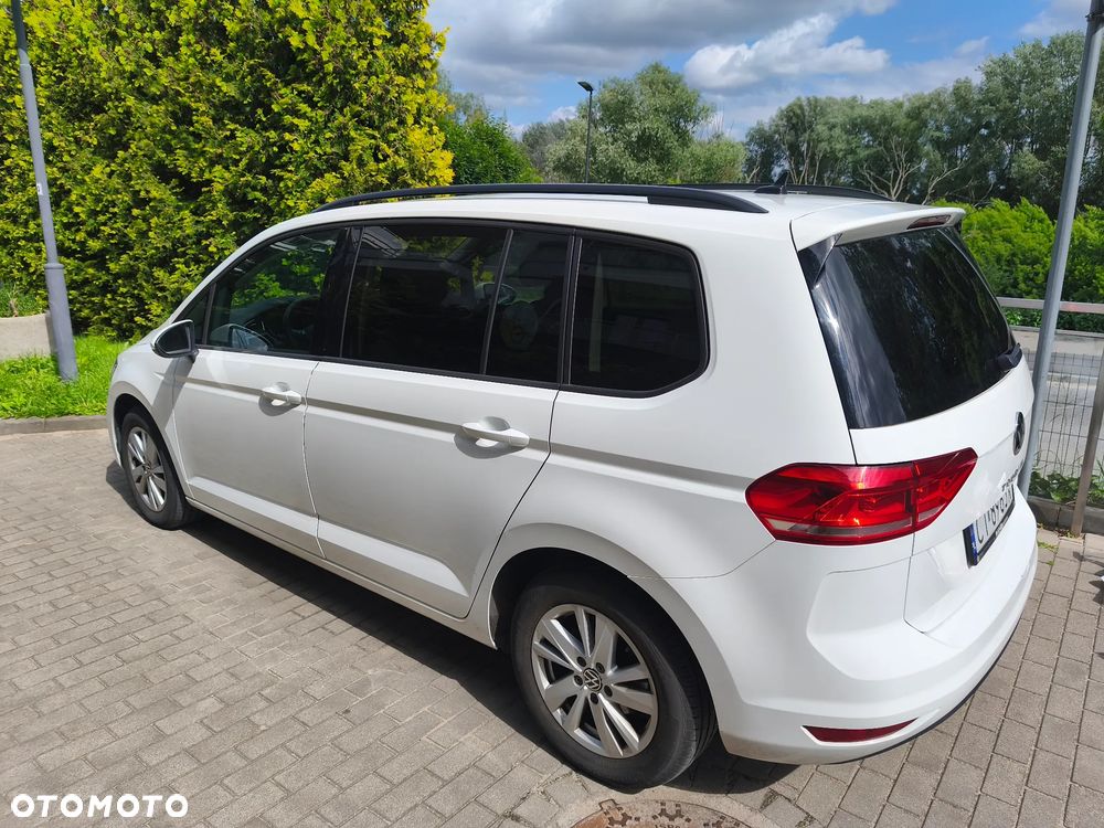Volkswagen Touran - 7