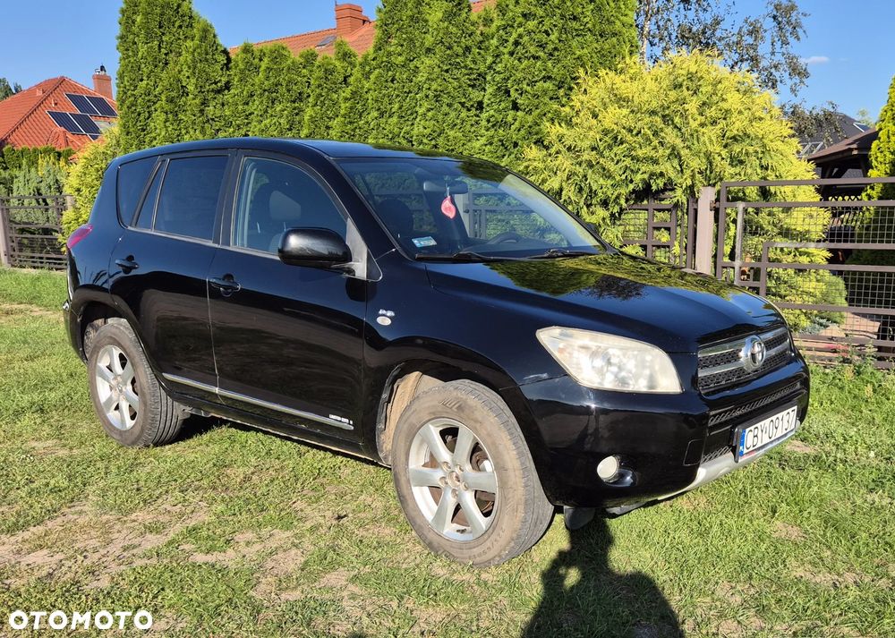 Toyota RAV4 2.2 D-4D Luna - 1