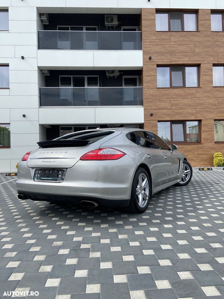 Porsche Panamera 4 PDK - 8